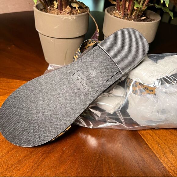 MIA Lydya Sandals Women’s Leopard Animal Print Summer Flat Gladiator size 9 - Picture 3 of 5